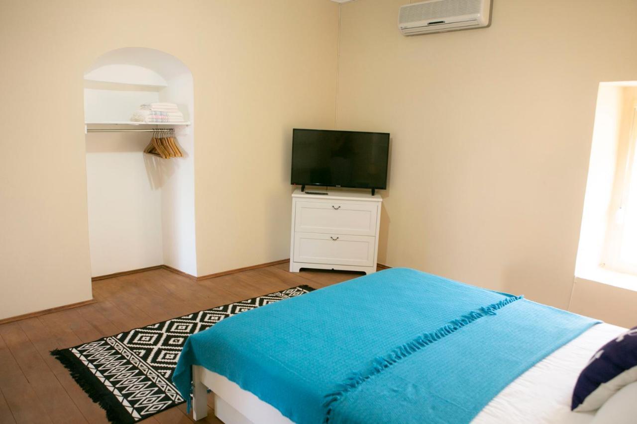 Annemin Harabesi Otel Çeşme Esterno foto