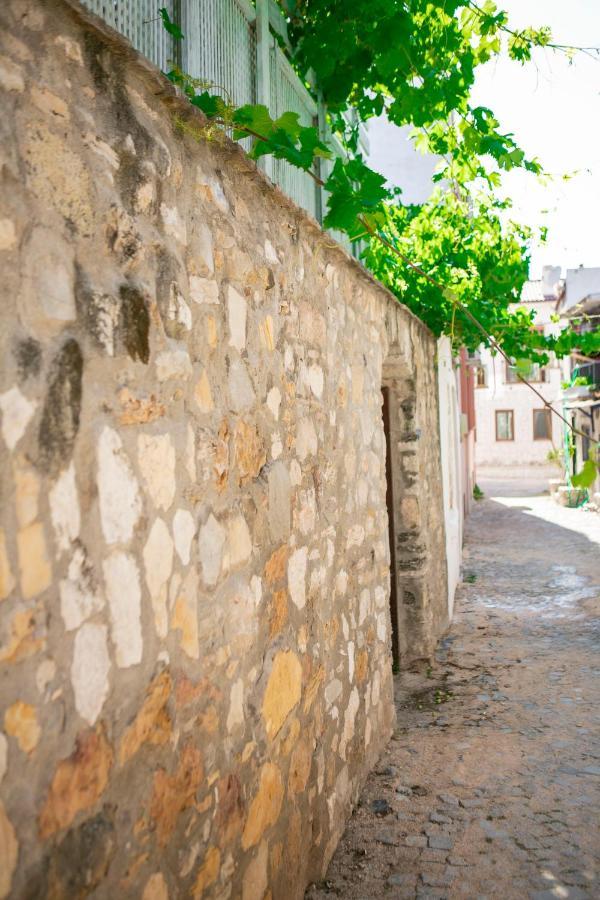 Annemin Harabesi Otel Çeşme Esterno foto